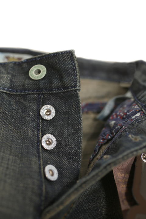 �A���e�B�b�N�p�e�B�[