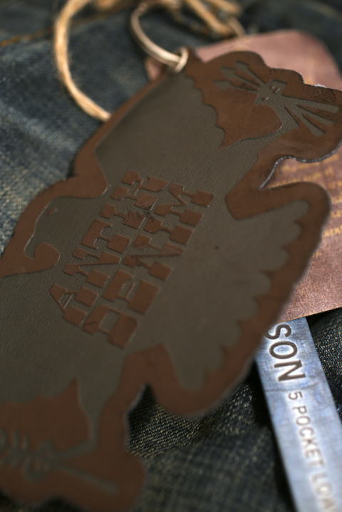 �A���e�B�b�N�p�e�B�[