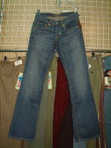 YANUK�@�����y���k�[�N�����Y�W�[���Y�z