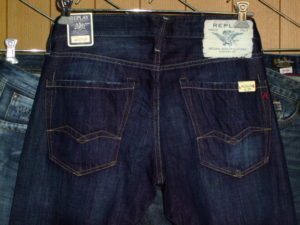 リプレイジーンズ 本物