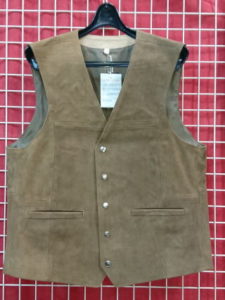 レザーベストアメ横