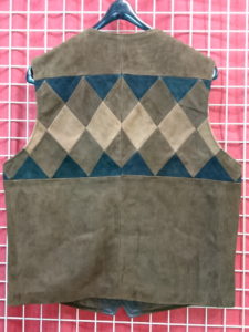 人気革製品　レザーベスト　パッチワーク　シープ　スエード　ダークブラウン　２