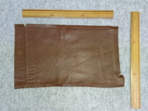 革はぎれ　大きさ