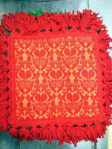 上野土産　雑貨　イタリア製　クッションカバー　赤